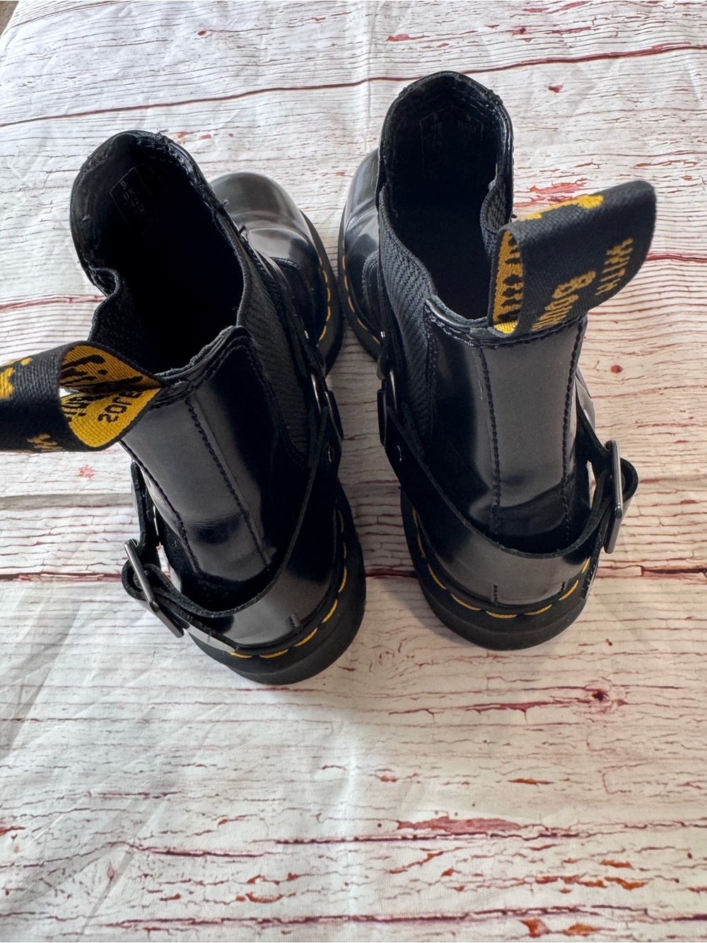 Dr Martens Wincox Smooth Leather Buckle Boots in Black Sz 10 Ladies (Sz 9 Men) - Picture 7 of 16